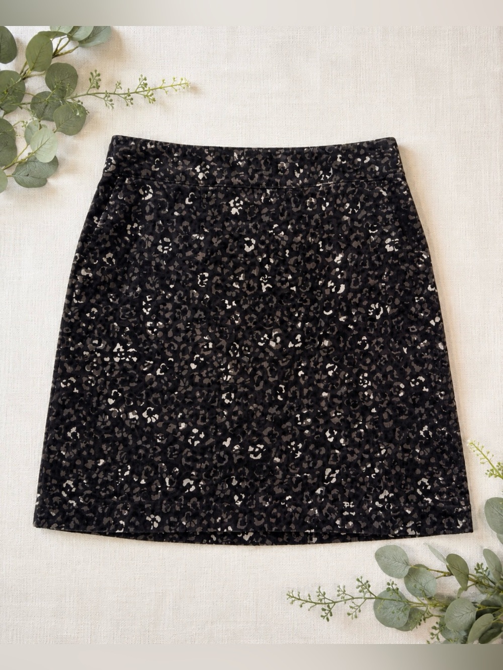 Talbots Animal Print Corduroy Skirt | Gray/Brown | Fall Classic | Size 6